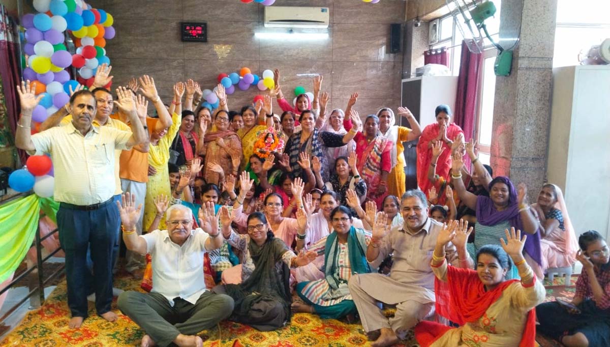 Shri Krishna Ji's Chhatti and Jhula Visram Diwas celebrated.
